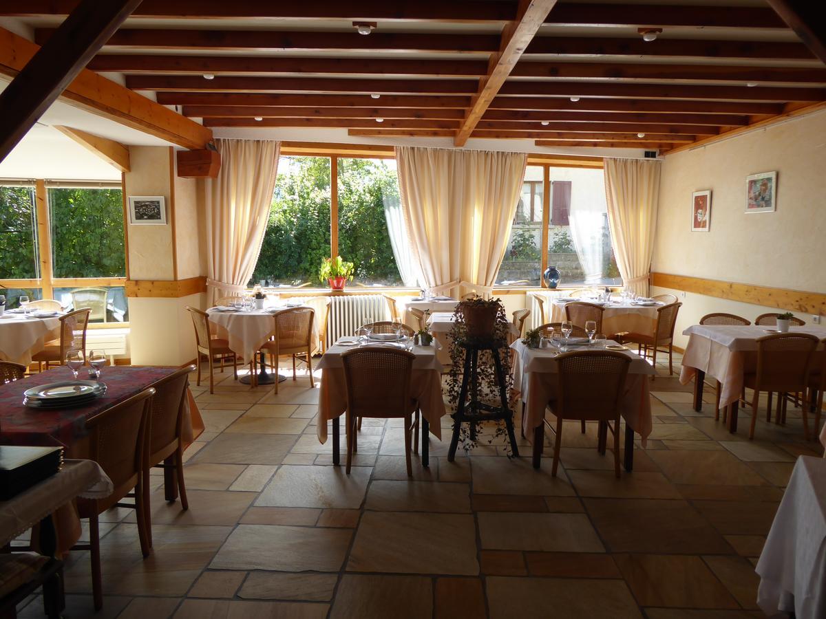 ホテル レショネット Saint-Julien-en-Champsaur エクステリア 写真